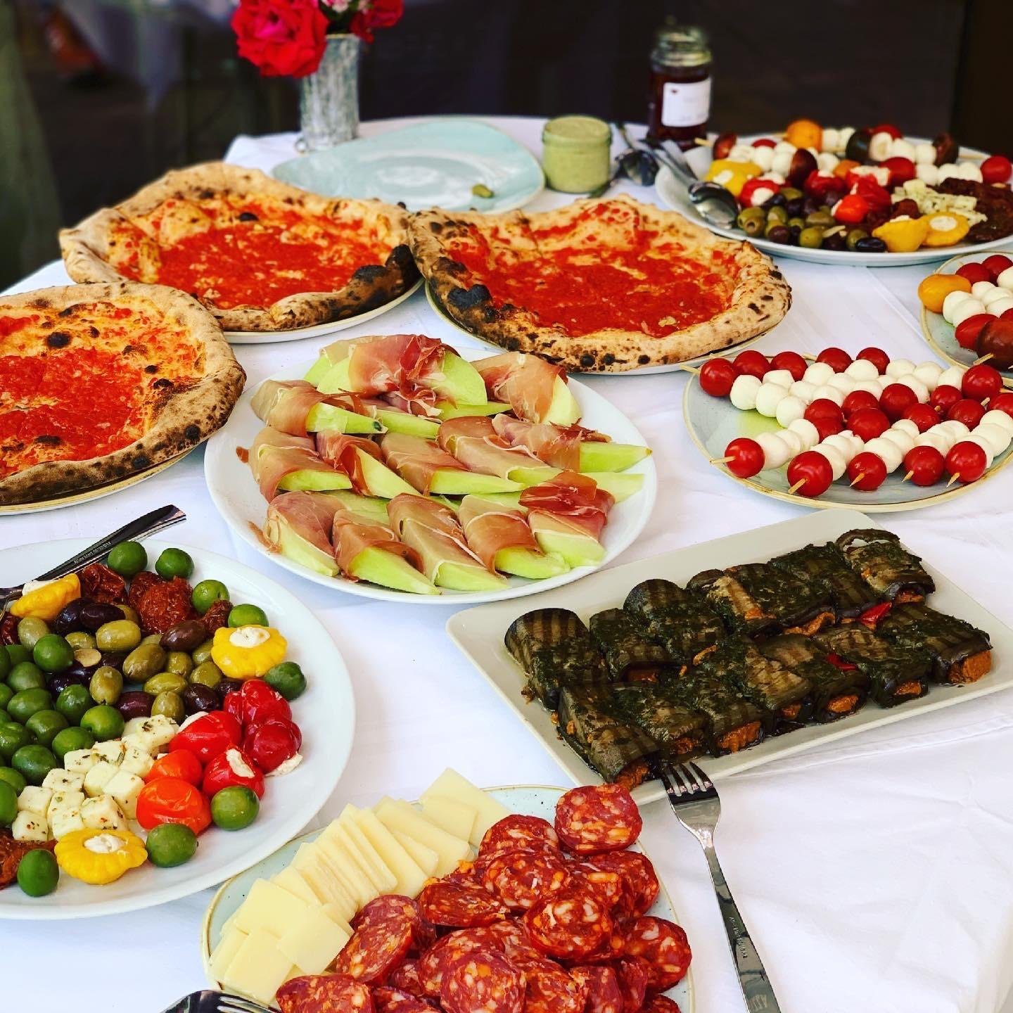 Reichhaltiges mediterranes Buffet
